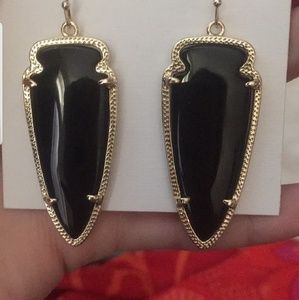 Skylar Gold Kendra Scott earrings